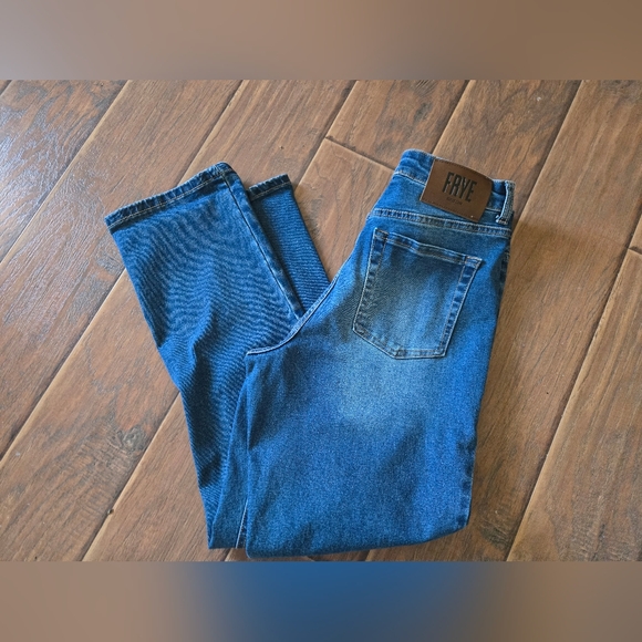 Frye Pants - Womens Frye Straight Leg Jeans Size 4 In Perfert Condition And So Comfy